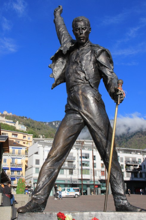 Freddie Mercury Statue at Montreux Promenade - a must visit in Switzerland